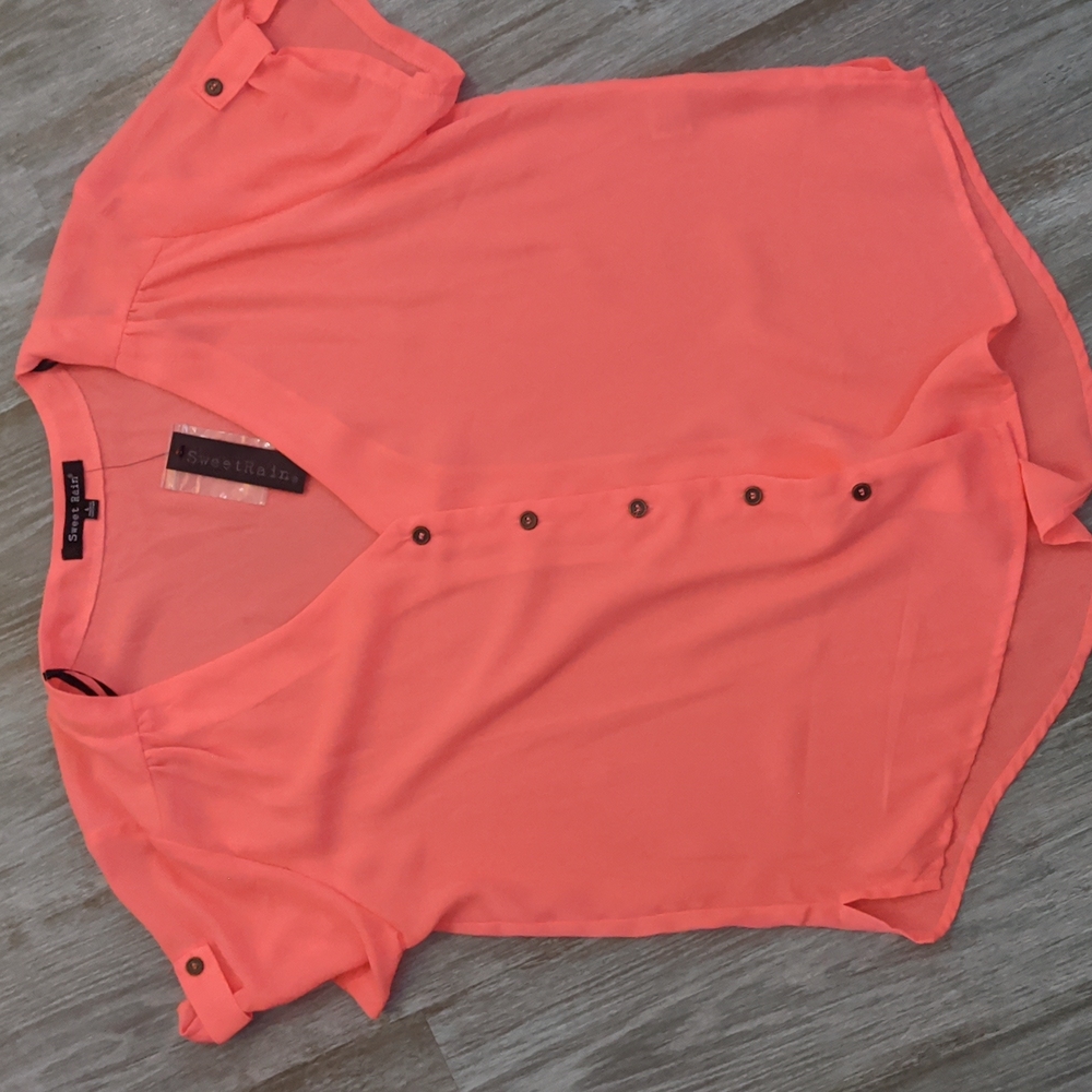Sweet Rain coral top